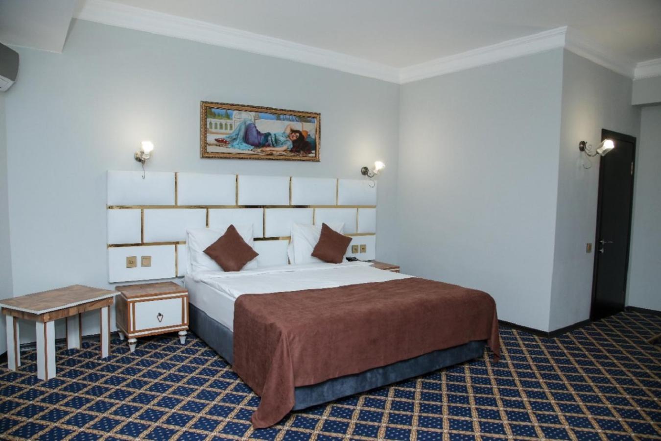 Bey Hotel Baku Exteriör bild
